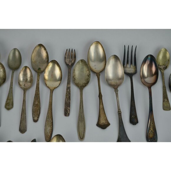 Large Lot 44 Vintage Antique Silverware Flatware Mixed Brands Patterns - Picture 4 of 16